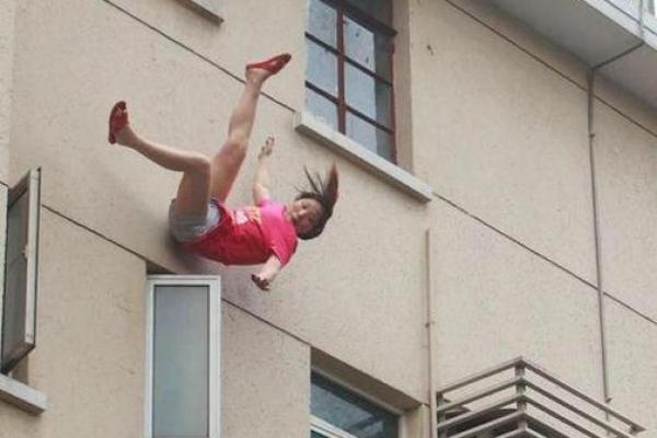 梦见跳楼事件：预示着生活中的压力和焦虑吗？