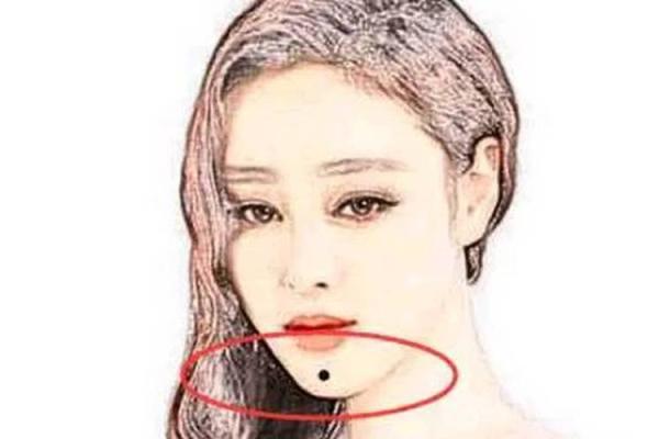 从面相看下巴长的女性性格与命运走向