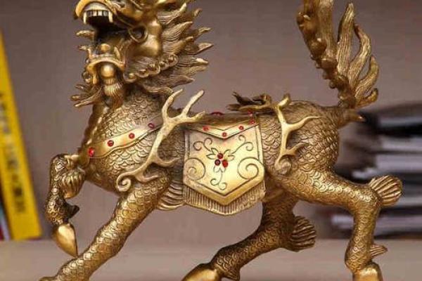 办公室风水改善利器：前十名摆件带来好运