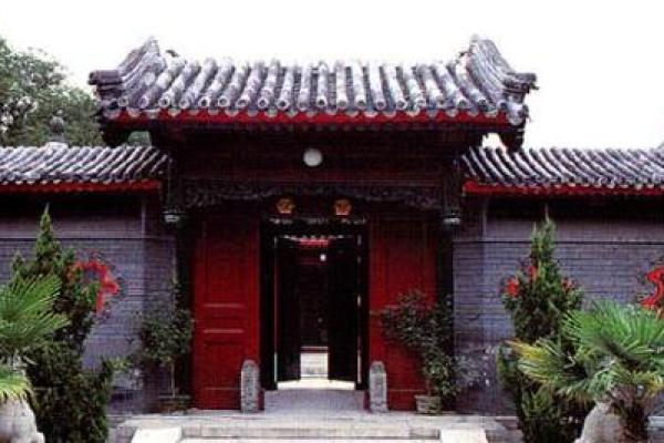 大门风水入门：打造幸福家居的起点