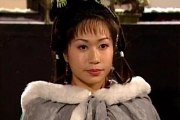 杨玲玲：名字中的玲珑之美