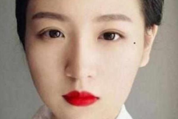 嘴角痣男人运势：掌握财运的神秘密码
