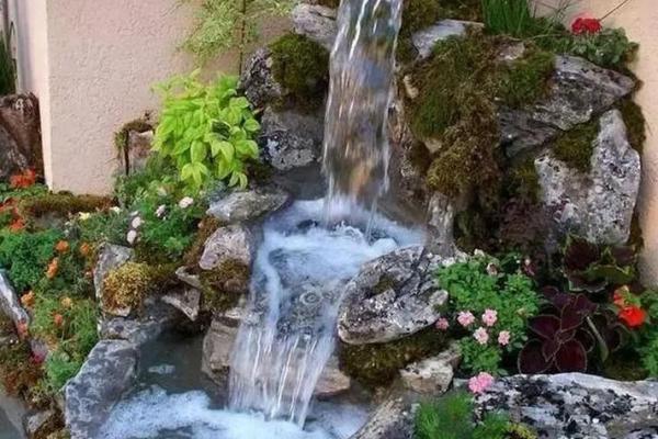风水大师亲授：假山摆设秘籍，让你的家居风生水起