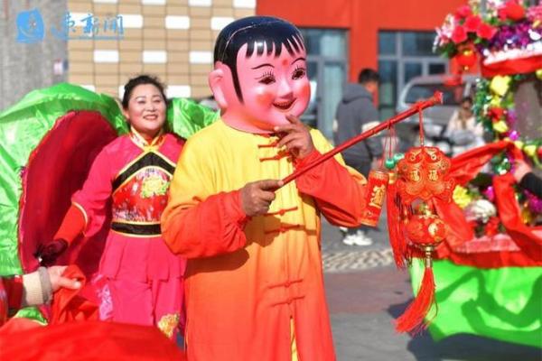 民间欢腾：揭秘春节的独特民俗风情
