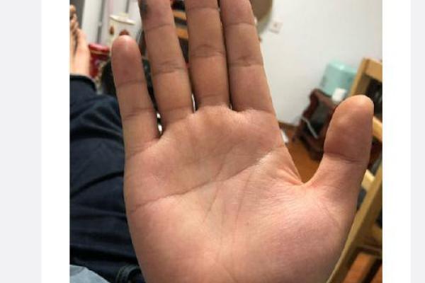 揭秘命运多舛:男人的苦命手相特征 揭秘命运多舛:男人的苦命手相特征