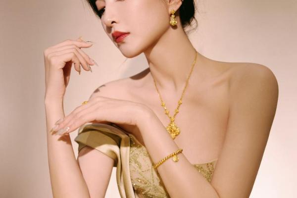 江疏影:光影交织,人生如画,运势璀璨如星辰 江疏影:光影交织,人生如画,运势璀璨如星辰