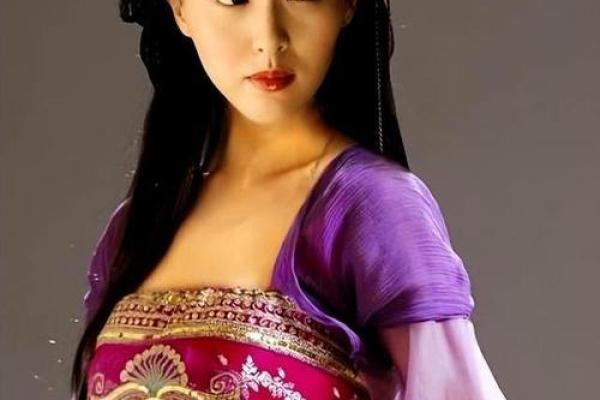 明星命理分析：唐嫣的财运和事业运如何