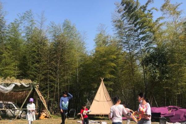 五一登峰，体验劳动节民俗风情