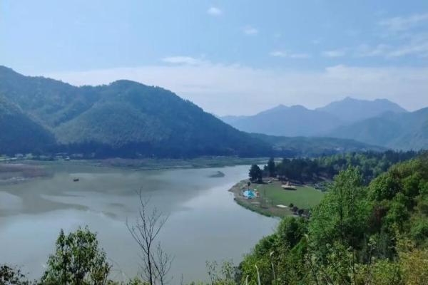 阳宅风水养护秘籍：打造家居幸福风水宝地