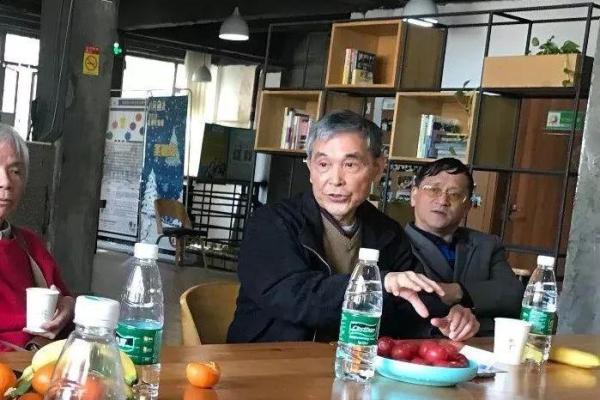 丁丹:丹心映月,丹青溢彩的姓名运势解析 丁丹:丹心映月,丹青溢彩的姓名运势解析