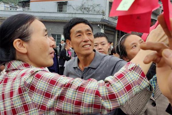 八三佳节：传承民俗，共庆丰收