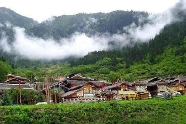 住宅旁修公路，风水揭秘：揭秘邻路而居的吉凶奥秘
