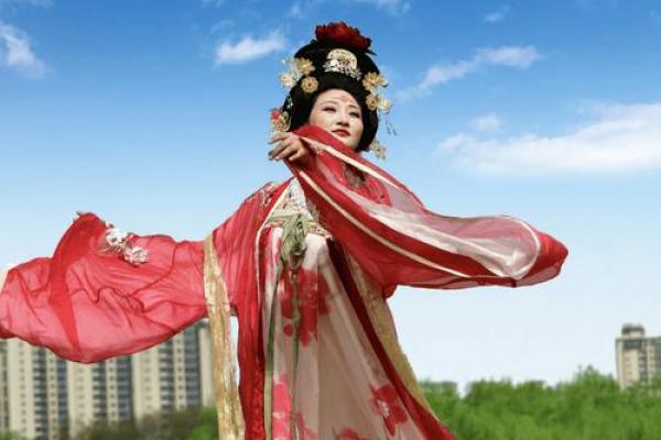 汉服飘香：韩国传统节日中的美丽服饰文化