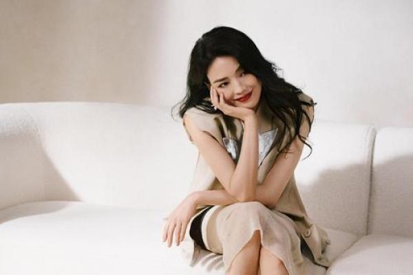 宋妍熙：智慧与美貌并存的璀璨星辉