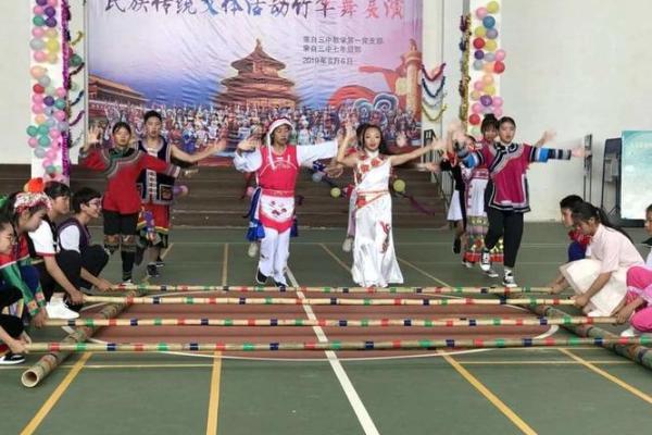 夏日欢歌庆8月2日，民间习俗展魅力
