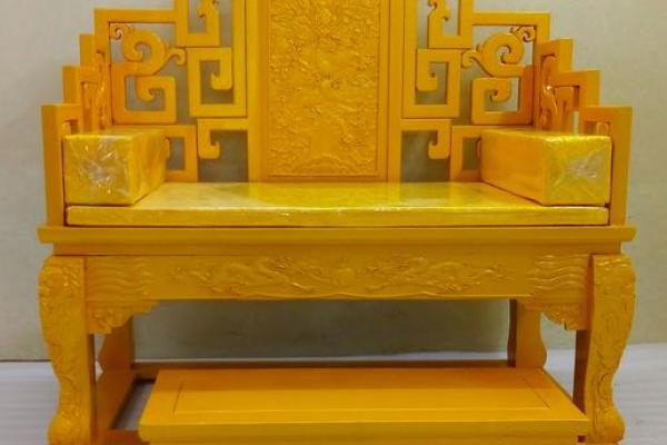 老板台风水秘籍：打造财运亨通的黄金宝座