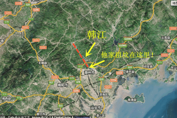 水润宅气：揭秘河流住宅风水布局的神秘魅力