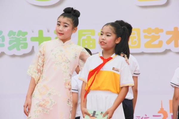 名字中的艺术，蒋姓女孩气质之逿