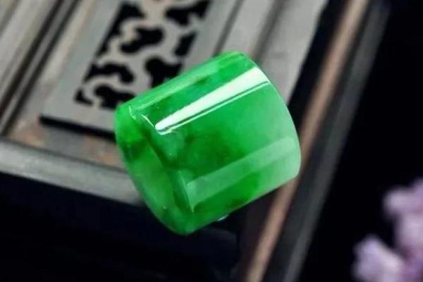 手上剪刀纹暗示什么？财运亨通的秘密武器