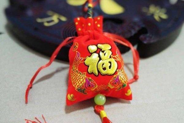福气满满！中年发达的痣相让你财运亨通