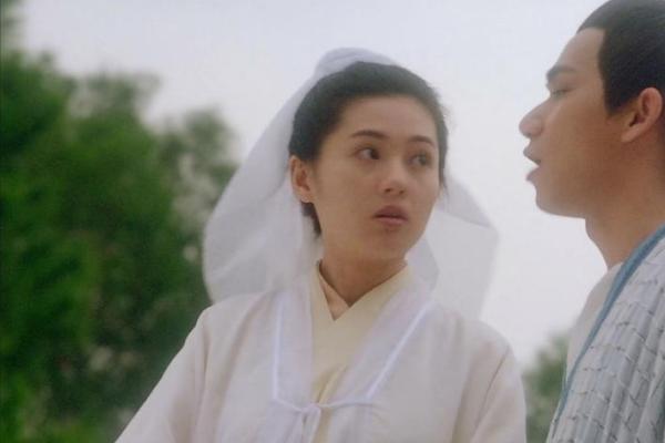 李丽珍：珍宝般璀璨，丽质天香，人生运势光彩夺目