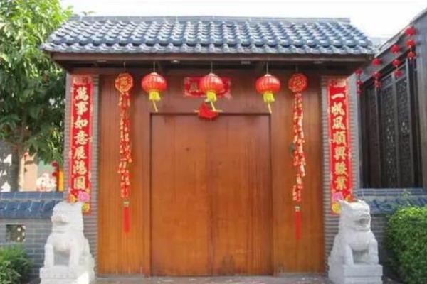 农村住宅风水：后门尺寸的奥秘，揭秘财运亨通的黄金比例