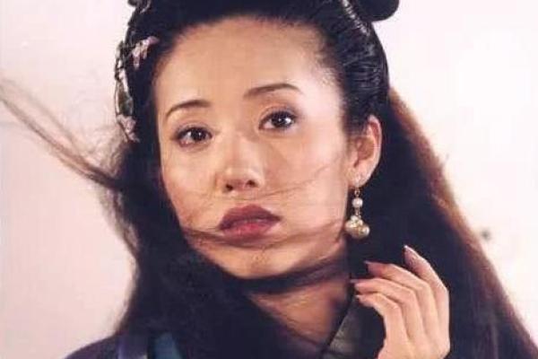 张彤名字评分解析，揭示其寓意与吉凶