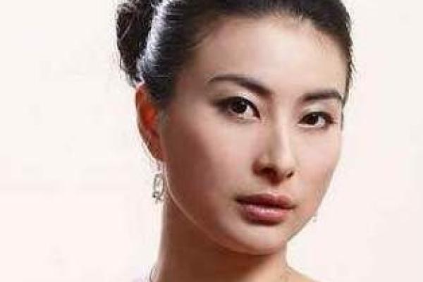 红鼻子面相：财运亨通，好运连连！