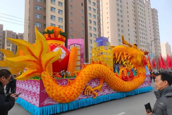 龙腾虎跃迎新春，传统习俗品年味