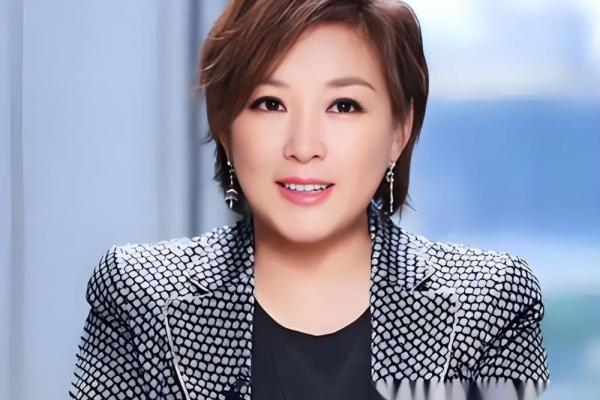 李静超：静水流深，超凡脱俗的姓名运势解析