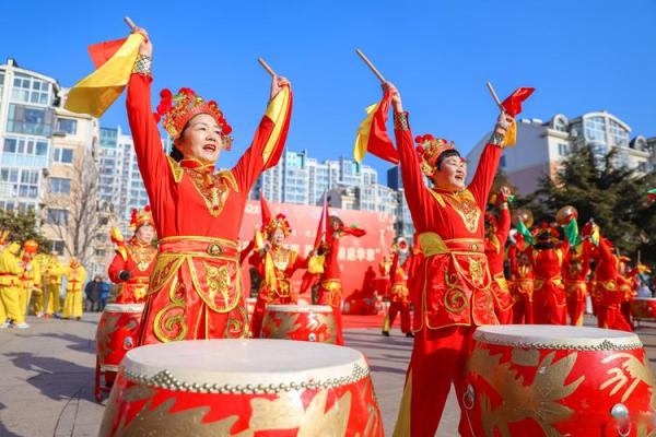 喜庆闹元宵，民俗文化盛宴：探寻春节后的节日魅力