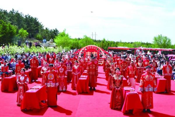 红娘喜结百年缘：揭秘婚庆节日禁忌与习俗