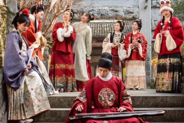 漫步千年风华：汉服与传统文化的深厚纽带