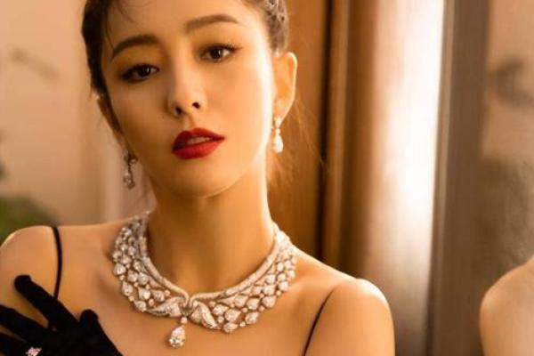 佟丽娅婚姻命理大揭秘,夫妻缘分深浅一探究竟 佟丽娅婚姻命理大揭秘,夫妻缘分深浅一探究竟